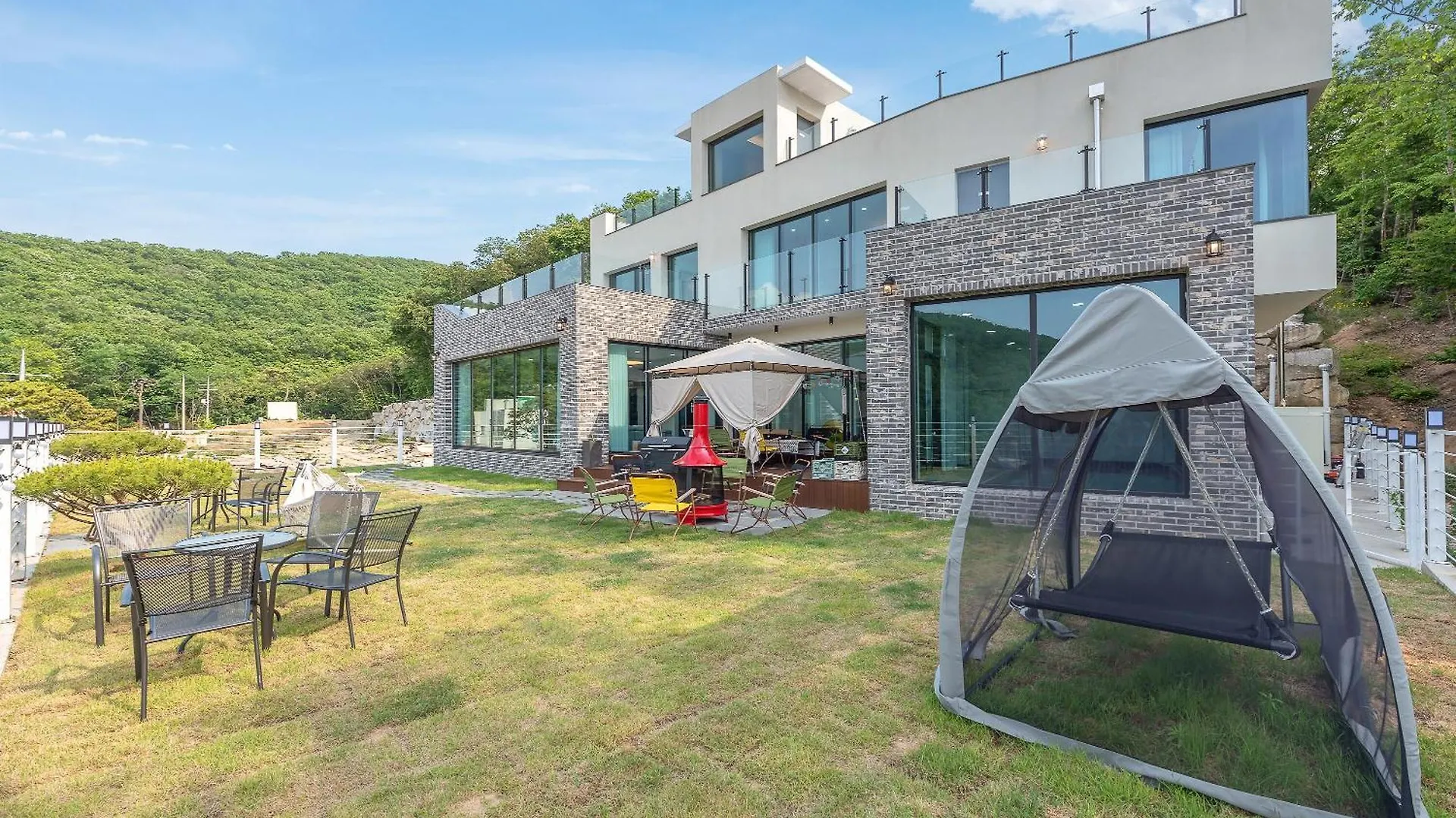 Ganghwa Gaonjae Private Pool Villa Incheon